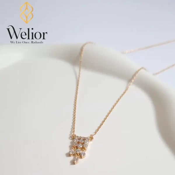 گردنبند نگینی طرح اشک درخشان